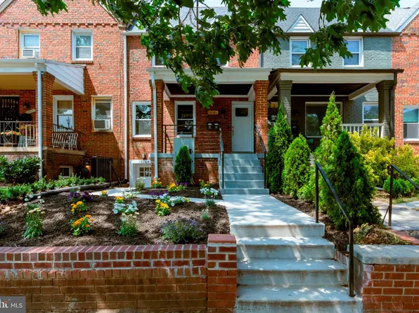 1616 C St NE, Washington, DC 20002