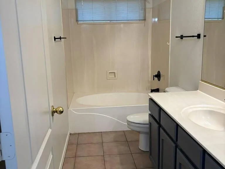9621 W Potter Dr — Photo 14