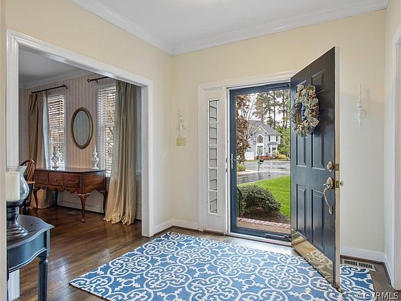 5th image of 12525 Amershire Ln