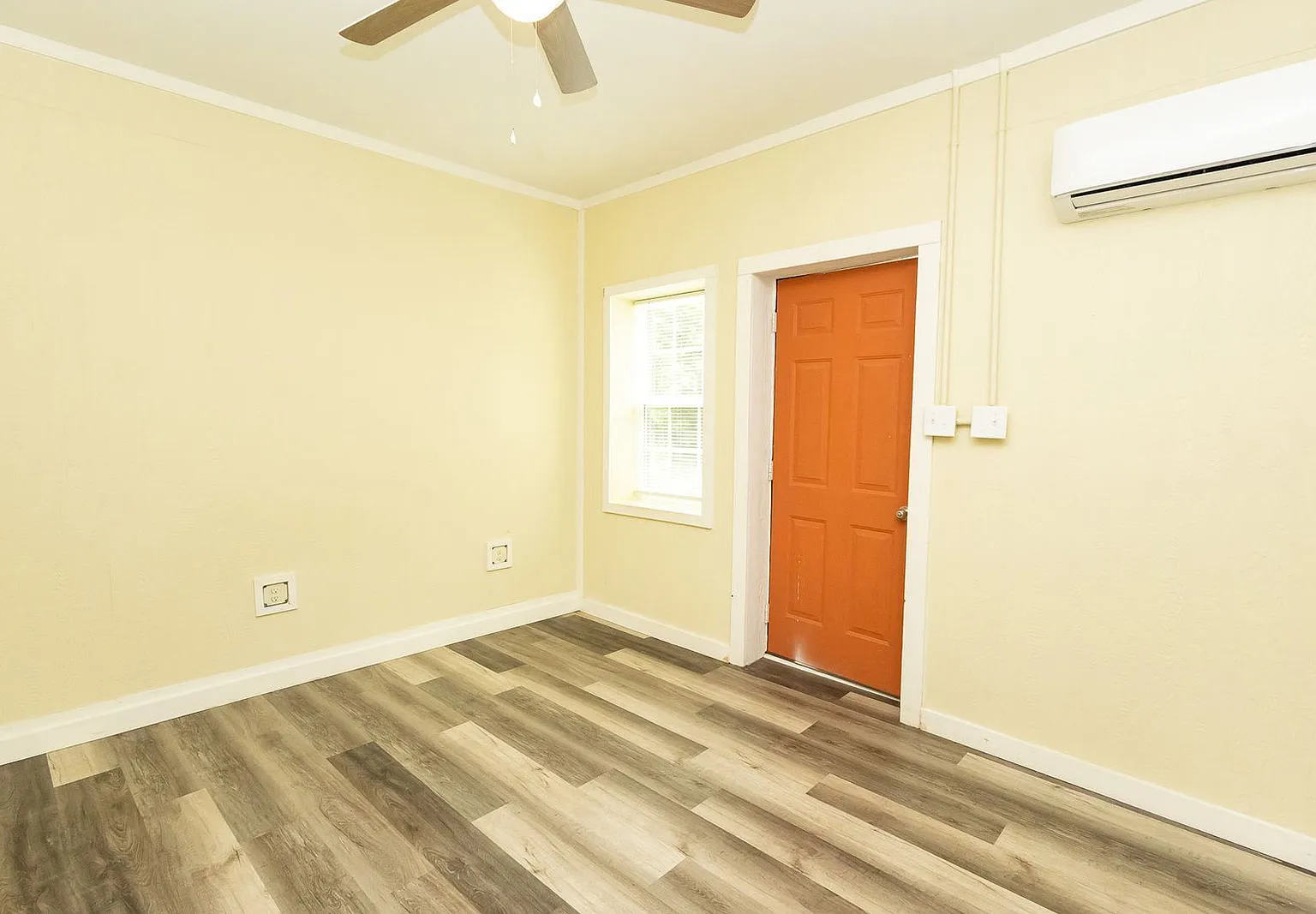 Studio, 1.0 bath, $995 — Photo 2
