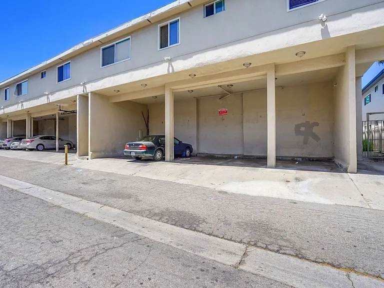 4024 Ursula Ave — Photo 15