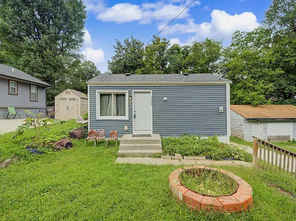 3708 Kinsey Ave, Des Moines, IA 50317