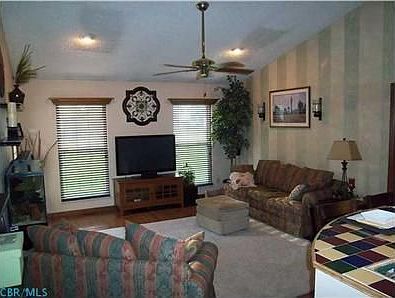 2nd image of 2719 Creekwillow Pl