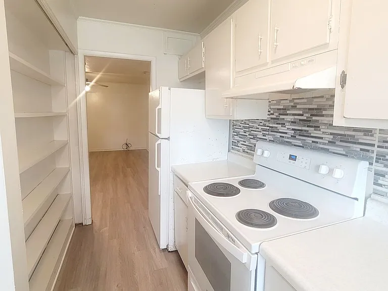 County View Apartments — Photo 13