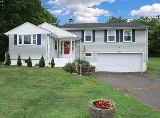 1357 Meriden Ave, Southington, CT 06489