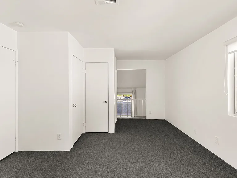 1472 S Camino Real — Photo 13