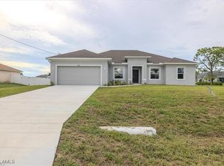 4208 NE 15th Pl, Cape Coral, FL 33909