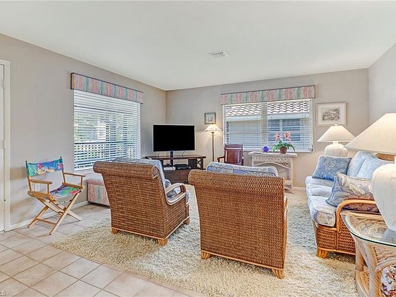 3rd image of 1527 Chesapeake Ave #B6