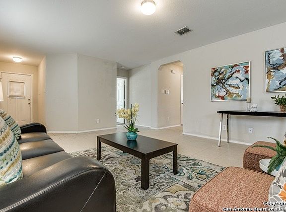 5th image of 7918 Oakwood Pnes