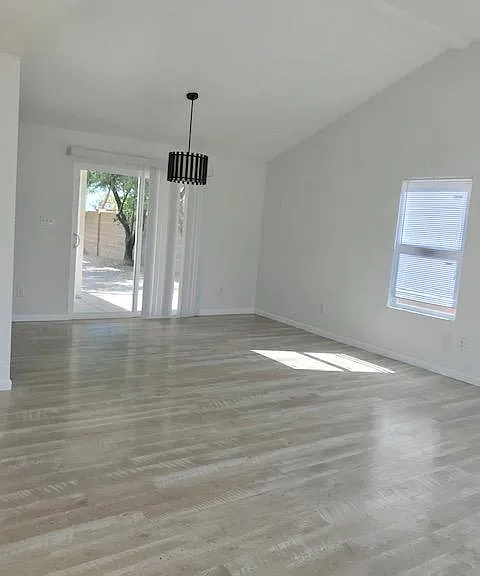 6387 Roadrunner Loop NE — Photo 4