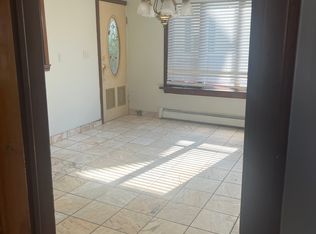 401 Orchard St #1, New Bedford, MA 02740