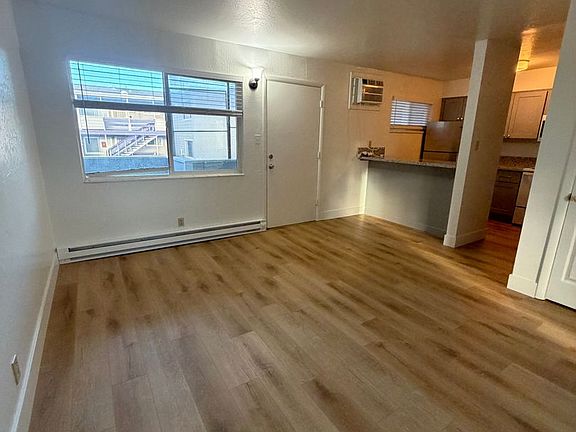 5th image of 1355 Carlin St APT F