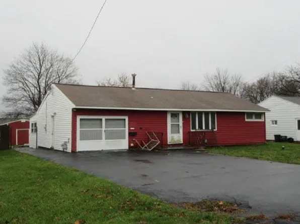 504 E Molloy Rd, Syracuse, NY 13211