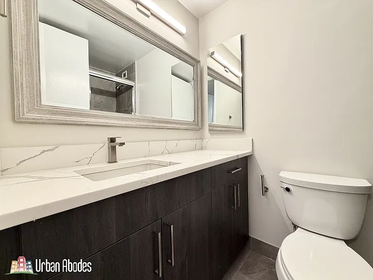 1030 N State St #12K — Photo 18