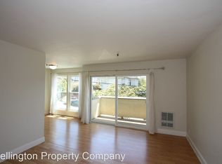 325 Lenox Ave APT 201, Oakland, CA 94610
