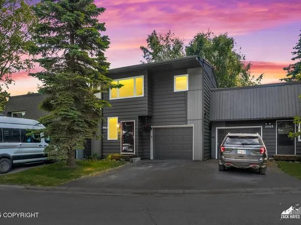 2062 Stonegate Cir, Anchorage, AK 99515