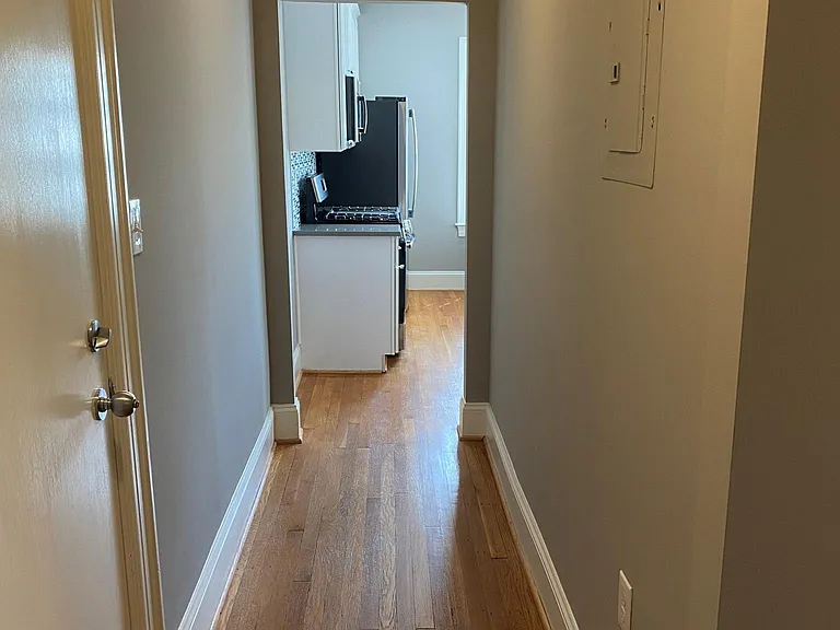 415 Butternut St NW #7 — Photo 7