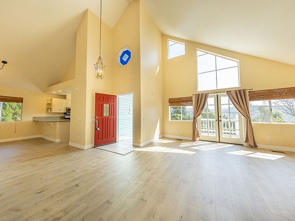 5th image of 609 Hidden Canyon Way