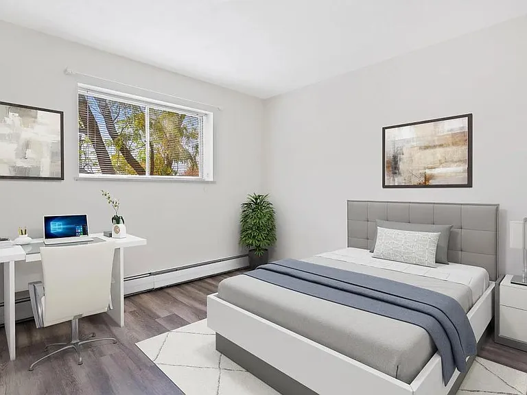 515 Riverview Dr #204 — Photo 6