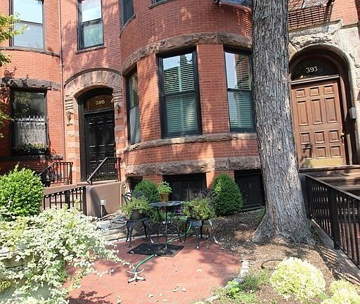 2nd image of 393 Marlborough St APT 1