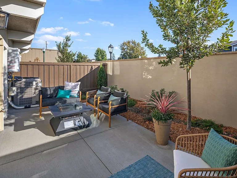 Sendero Townhomes — Photo 25