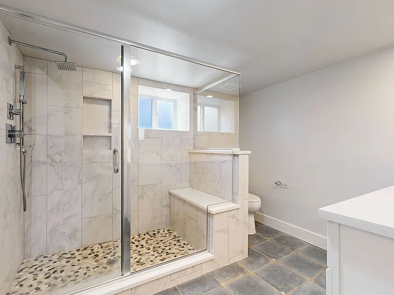 712 Harrison St — Photo 22