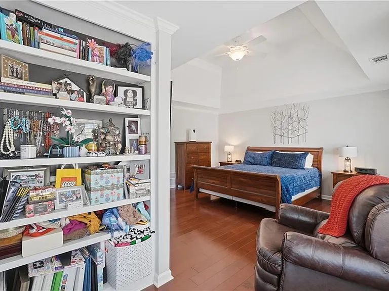 1737 Kinsmon Cv — Photo 38