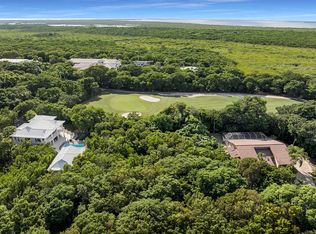 2 Harbor Island Dr, Ocean Reef, FL 33037