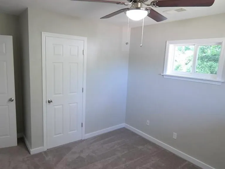 617 De Laura Cir — Photo 24