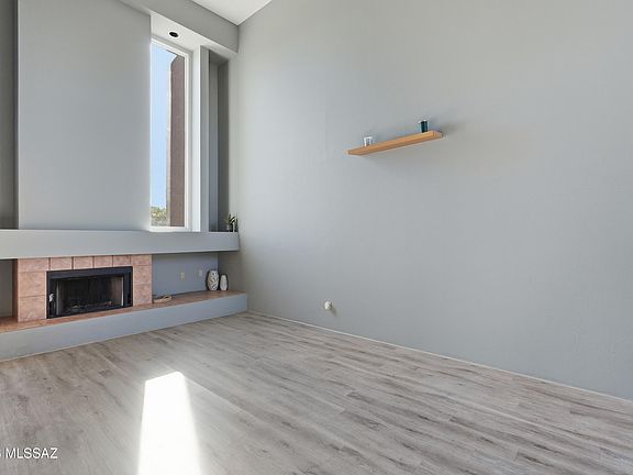5th image of 3830 N Borg Ln