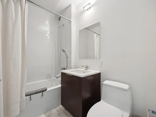 99 Warren Street image 22 of 39