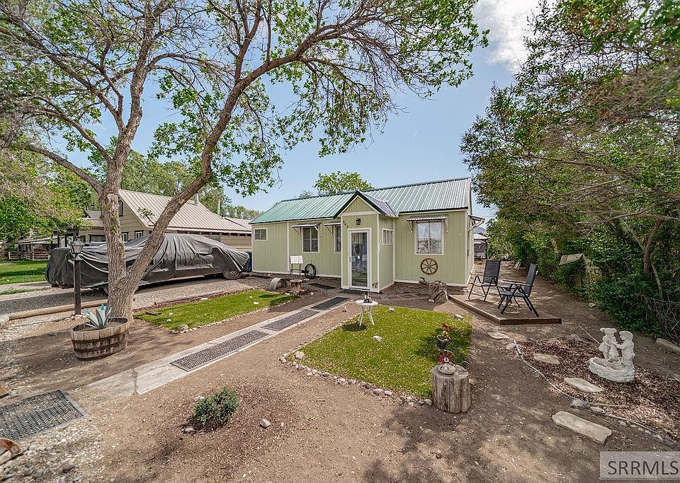 1st image of 643 Decoria Ave