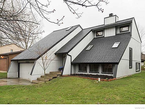 5th image of 142 Brockmoore Dr