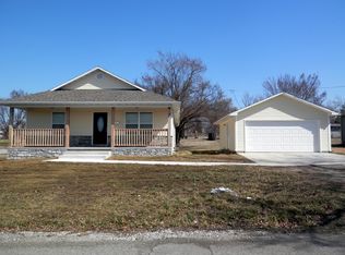 1001 Wood St, Galena, KS 66739