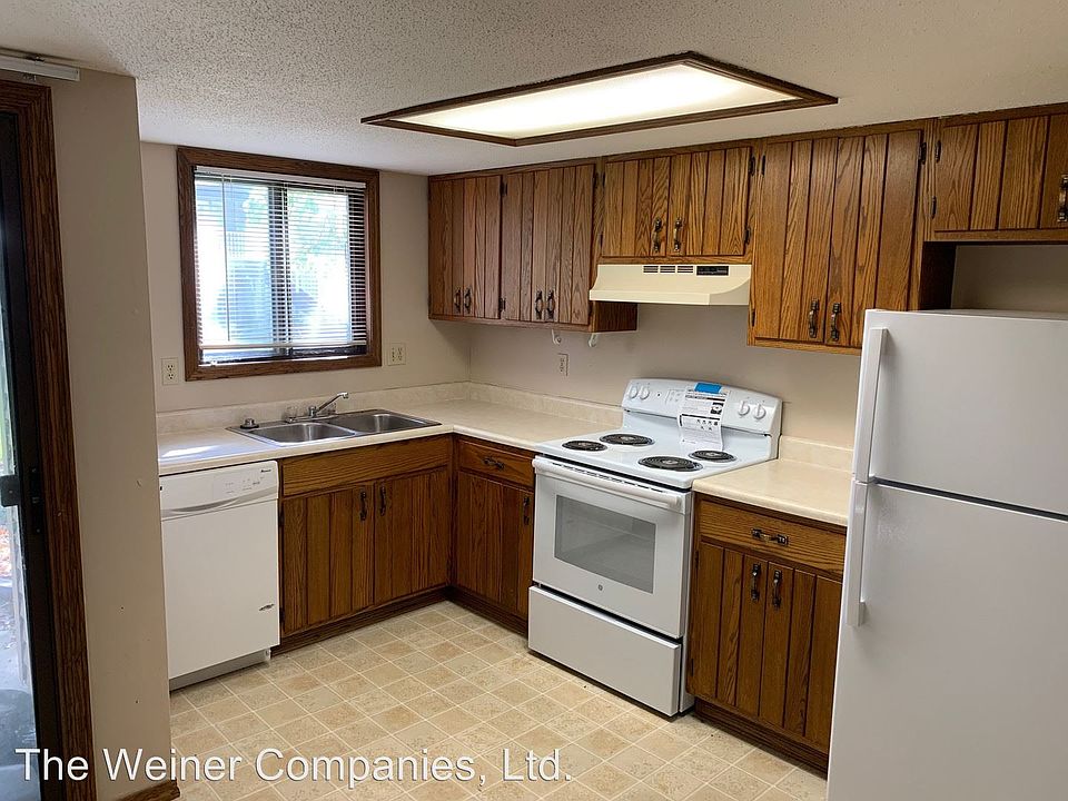 1st image of 1904 Oliver Dr APT 2