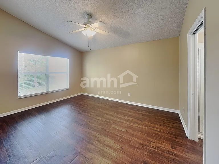 7964 Oakstone Ct — Photo 10