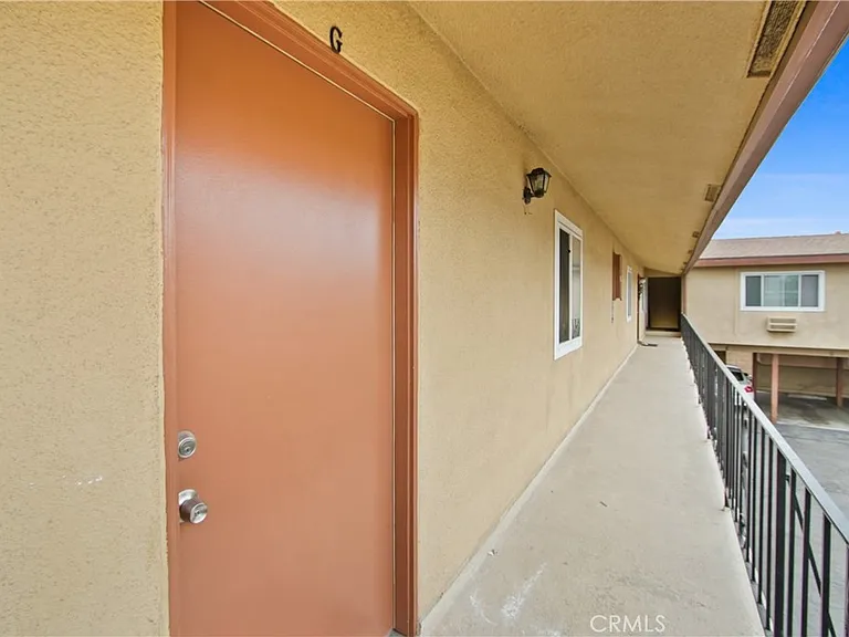 837 S Sierra Vista Ave #G — Photo 21