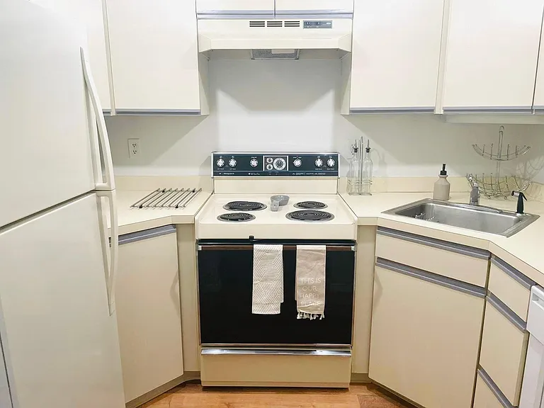 44 Elm St #514 — Photo 8