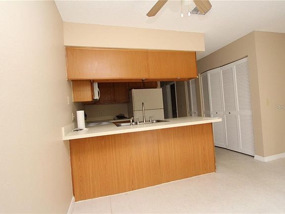 4th image of 11332 Stratton Park Dr