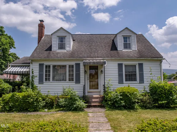 911 N 4th St, Bellwood, PA 16617