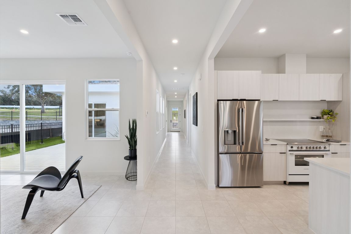 next background image