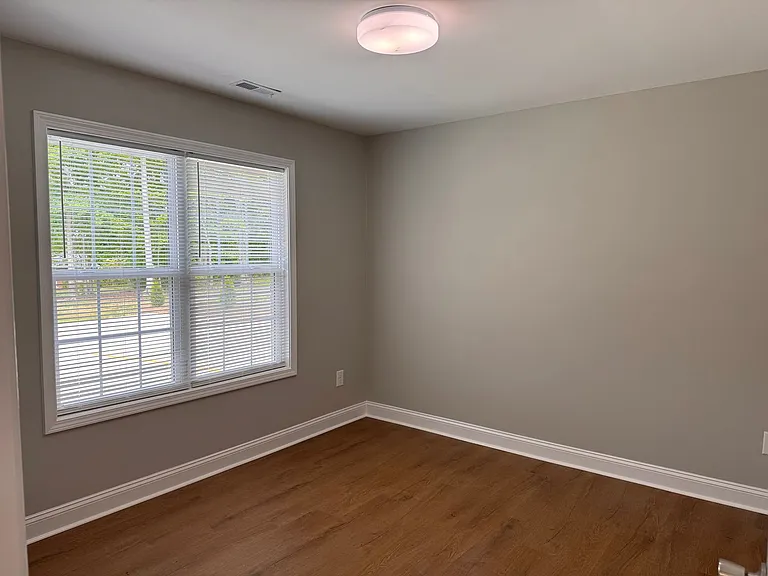 263-265 Harvell Street Ext — Photo 28