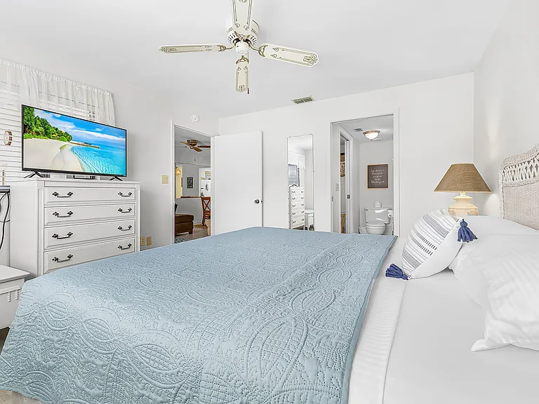16320 Dublin Cir #203 — Photo 14