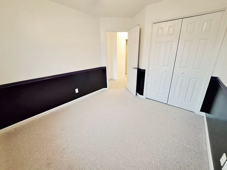 417 Debbi Ct — Photo 36