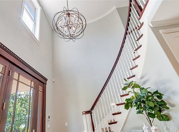 5th image of 803 La Solana Dr