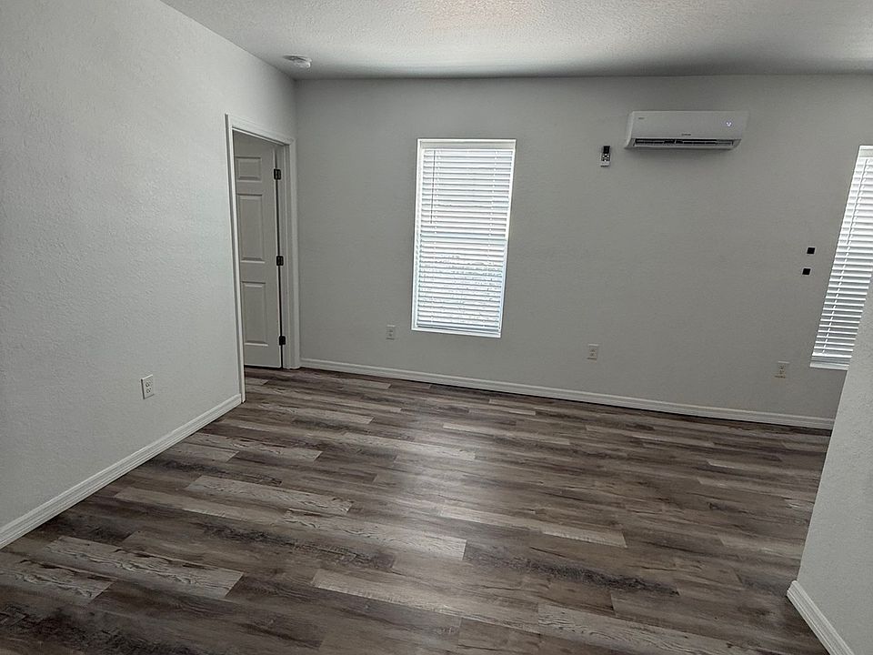 1st image of 227 N Ridgewood Dr #203