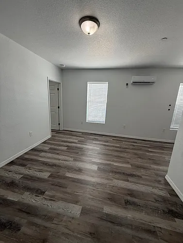 227 N Ridgewood Dr #203 Photo 1
