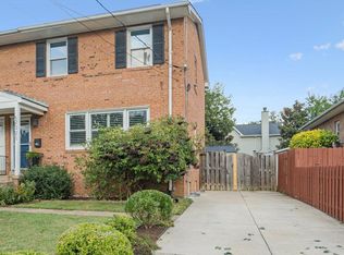 2021 S Langley St, Arlington, VA 22204