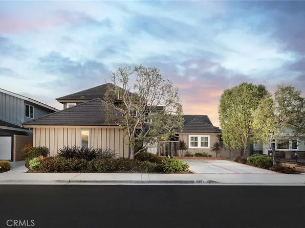 3581 Aquarius Dr, Huntington Beach, CA 92649