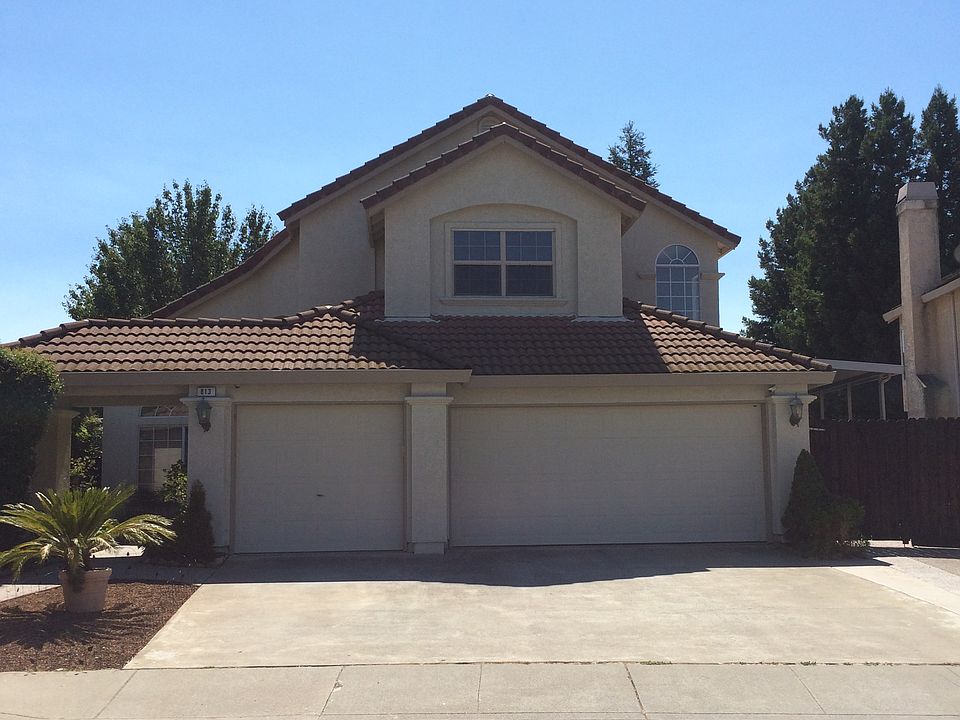 1st image of 813 Oak Creek Dr